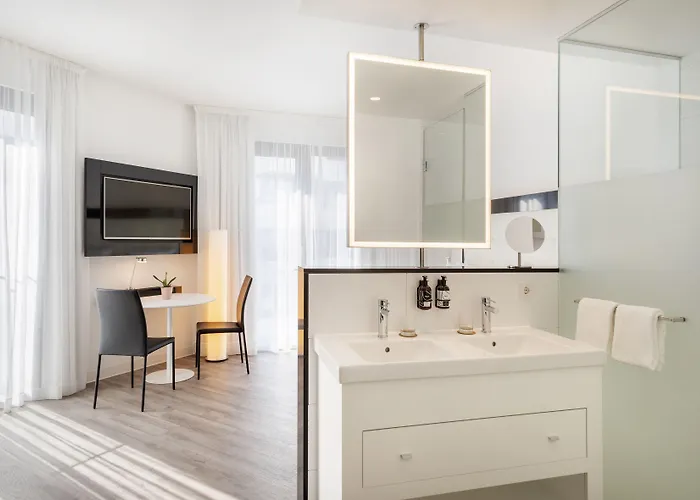 INNSiDE by Meliá Frankfurt Ostend 4*