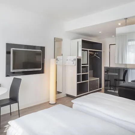 Innside By Melia Frankfurt Ostend Hotel 4*