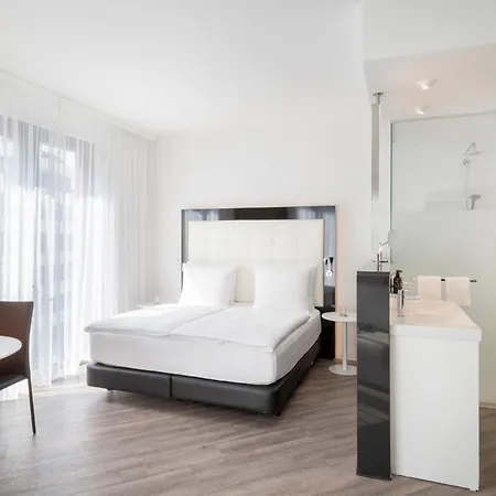Hotel Innside By Meliá Frankfurt Ostend 4*