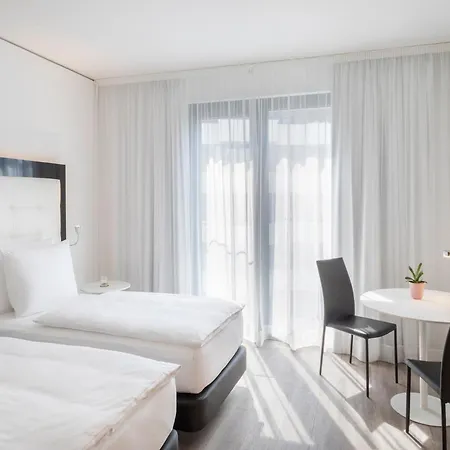 Innside By Meliá Frankfurt Ostend Hotel 4*