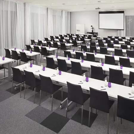 Innside By Melia Frankfurt Ostend מלון פרנקפורט