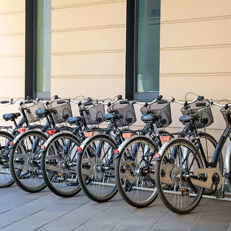 Hotel Innside By Melia Frankfurt Ostend 4*