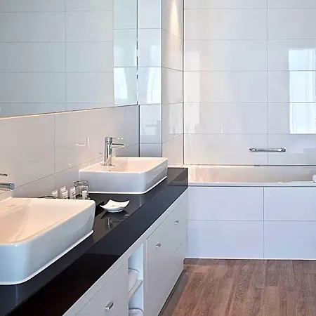 Innside By Melia Frankfurt Ostend 4*