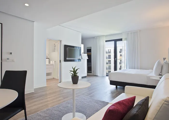 Hotel Innside By Melia Frankfurt Ostend 4*