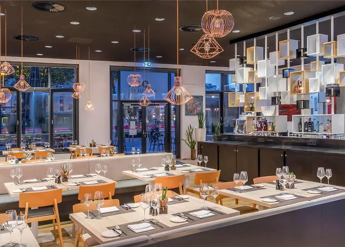 Отель Innside By Melia Frankfurt Ostend