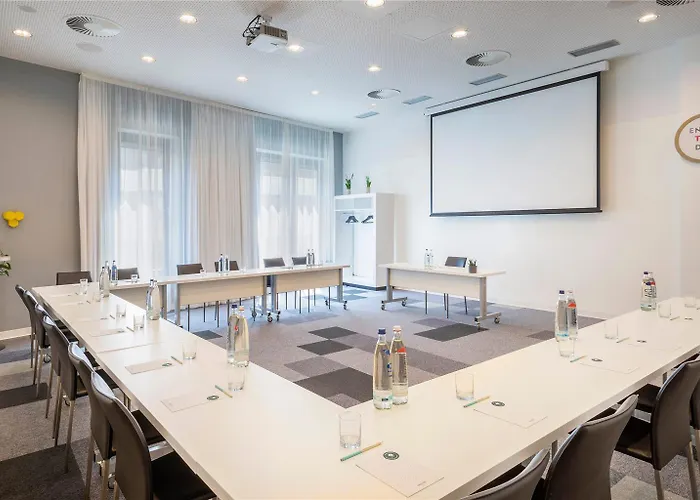 Отель Innside By Melia Frankfurt Ostend