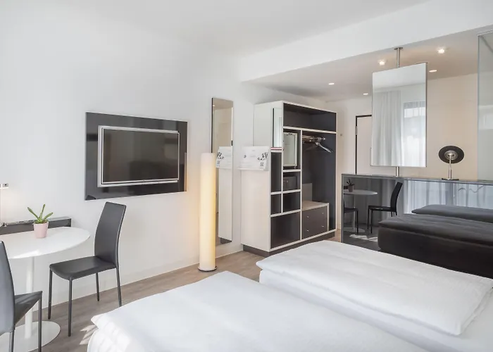 Innside By Melia Frankfurt Ostend Hotel 4*